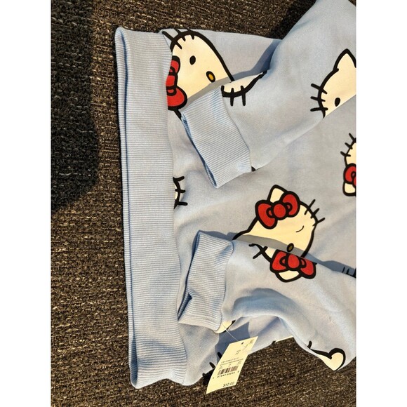 Hello Kitty Sweatshirt - Picture 3 of 4